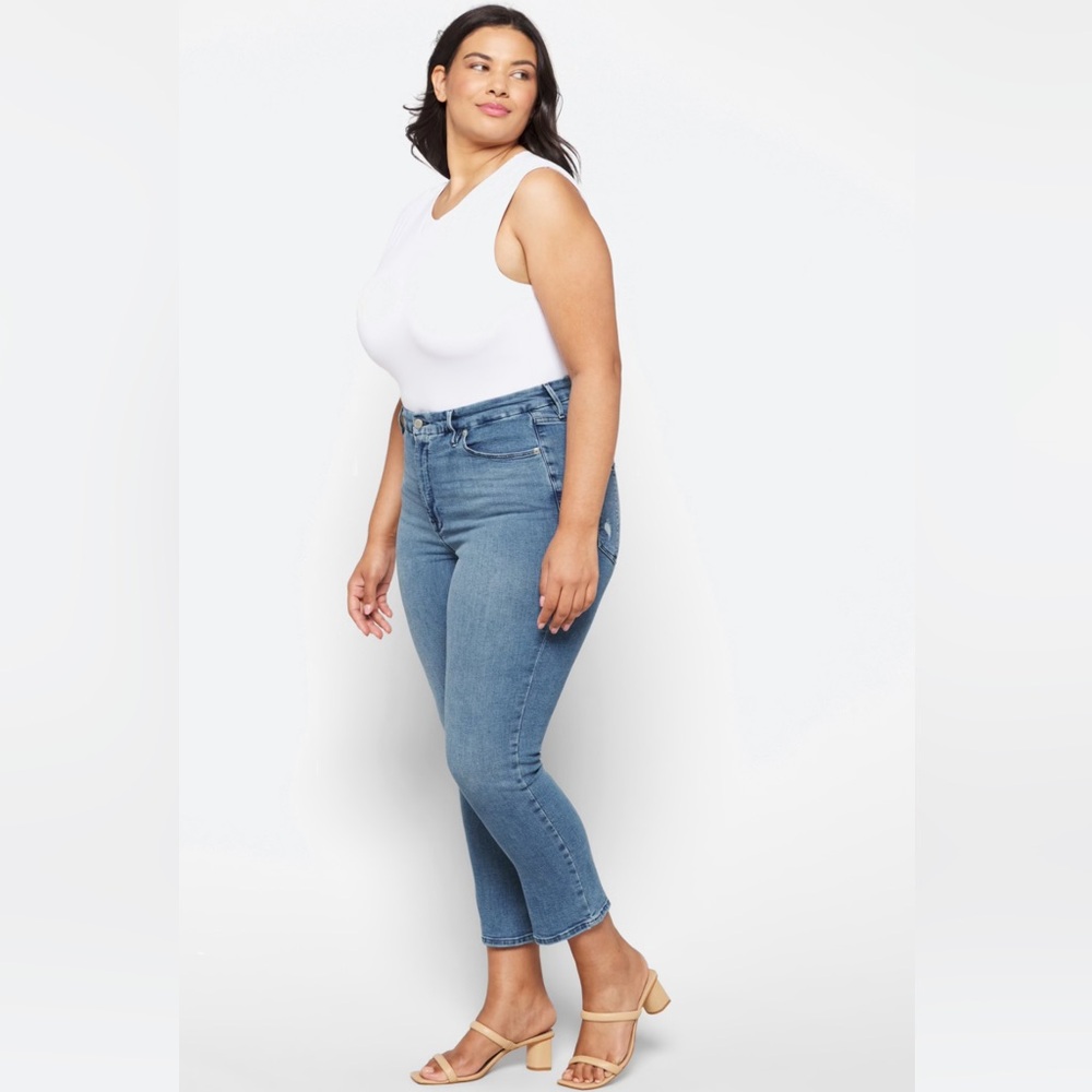 🤩 GOOD AMERICAN—GOOD SPLIT POCKET STRAIT JEAN! 🎊 - Picture 4 of 11